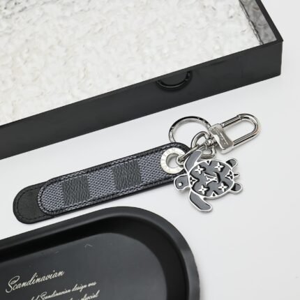 047 ONO lv clasp 2025 new arrival top version & factory direct